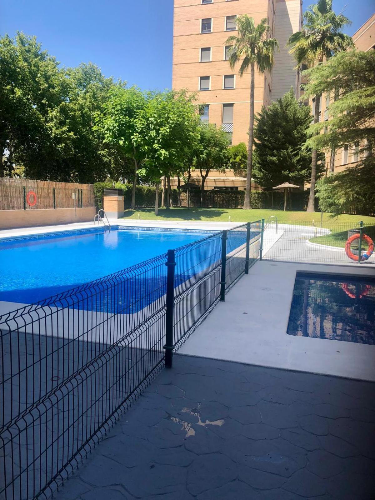 شقة Tu Oasis De Lujo Junto Al Guadalquivir إشبيلية المظهر الخارجي الصورة